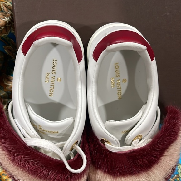 Louis Vuitton (size 6) - Picture 2 of 5